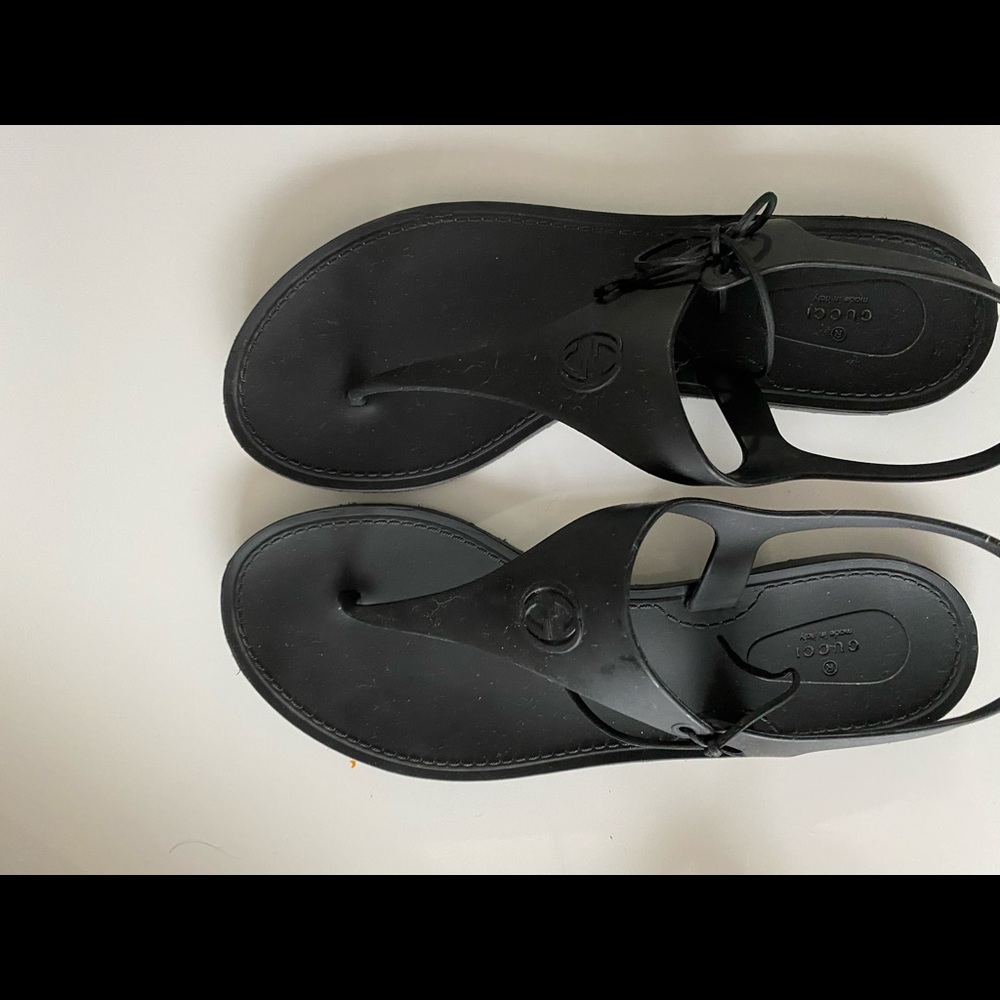 Gucci Rubber Sandal Black Size 37